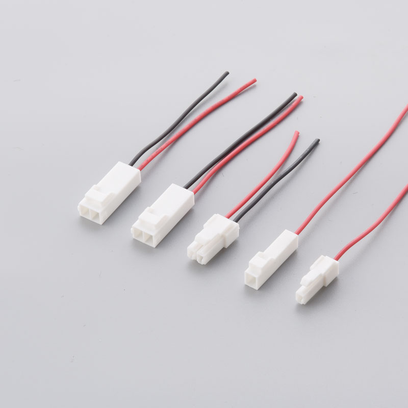 Personnalisation 3,96 mm Pitch mâle à socket de fiche du câble de connecteur de fiche femelle SLR-02V/SLP-02V Terminal du harnais Terminal SSF-01T-P1.4