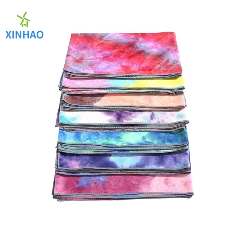 Serviette de yoga à protection environnementale antidérapante Tie-dye serviette en gros, serviette de tapis de yoga à haute température à haute température douce et absorbant la sueur, idéale pour le yoga à haute température, le Pilates, le fitness