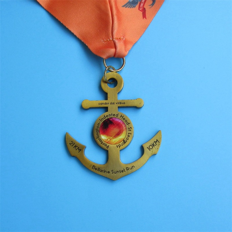 Médailles de récompense avec ruban Blank Gold Silver Bronze Holidal Run Medals Metal Sports Médaille