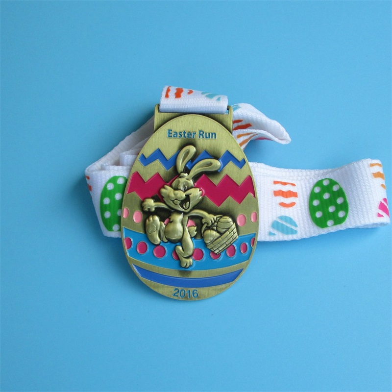Médaille d'alliage en alliage de placage antique en émail doux coloré avec ruban