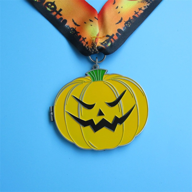 Médaille de médaille personnalisée Halloween Festival Gift Metal Clam Clam Shell pliing Médailles