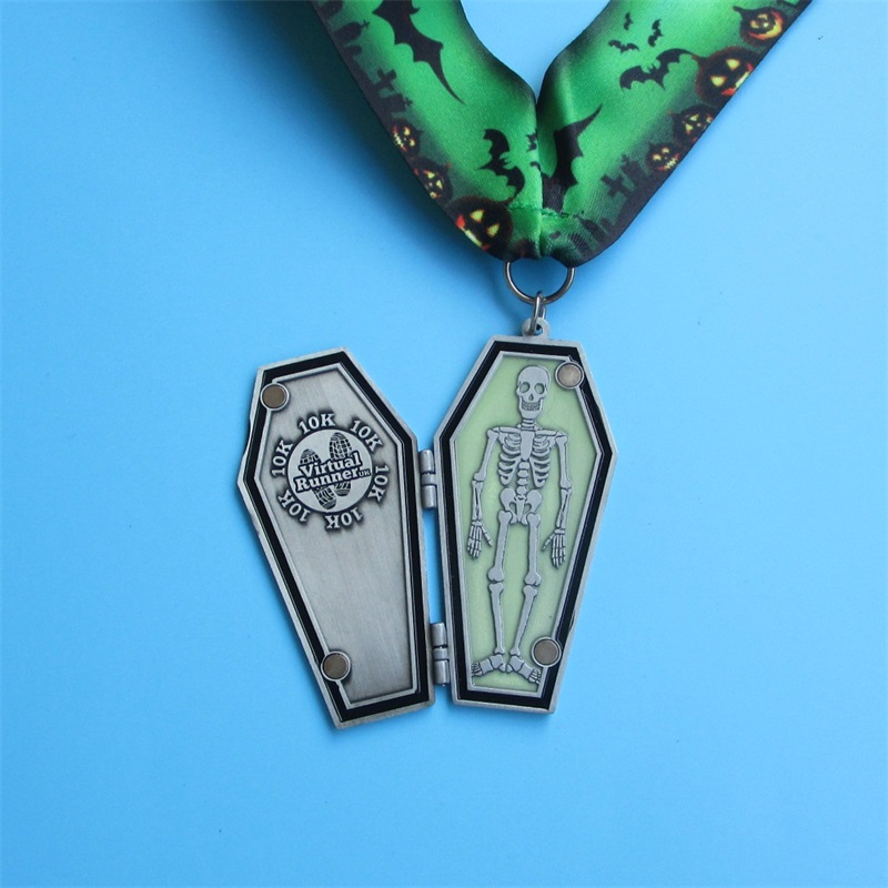 Médailles de métal personnalisées professionnelles Gift Halloween Christmas Easter Festival Médaille de palourde Médaille de pliage