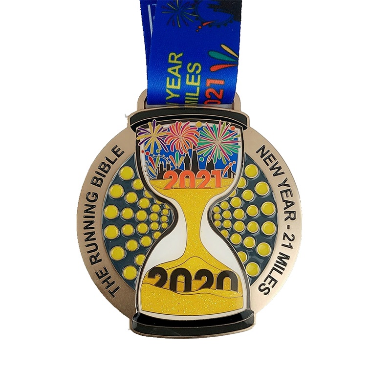 Médailles de course de vacances uniques 7/8 pouces de moulage métallique Médaille d'Halloween de Noël Nouvel An Jolie médailles