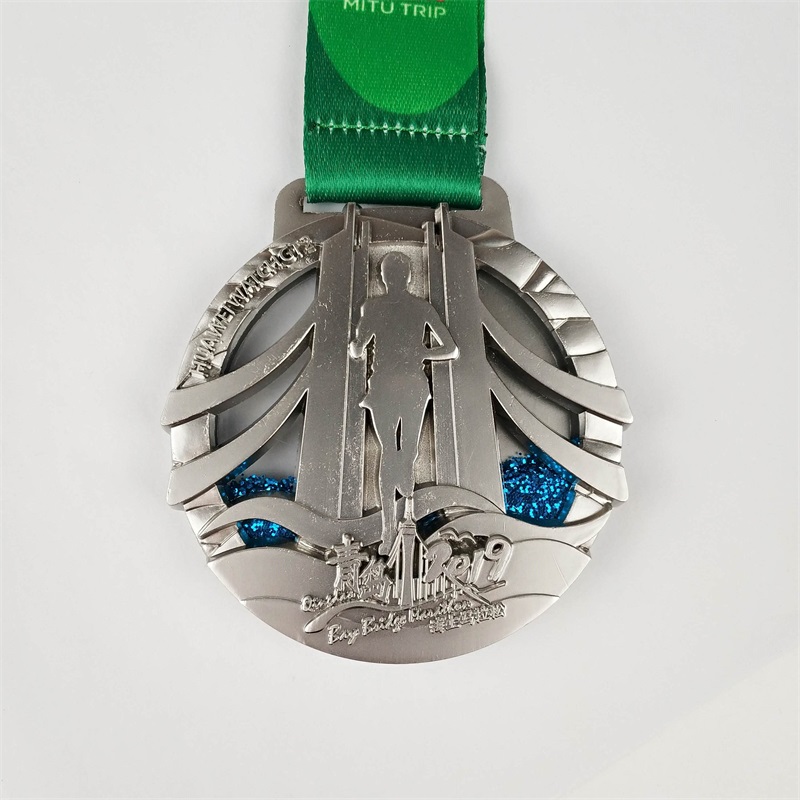 Concevez votre propre médaille d'alliage de sport avec lonyard Inject Inject Liquid Liquid Sands Silver Medallion