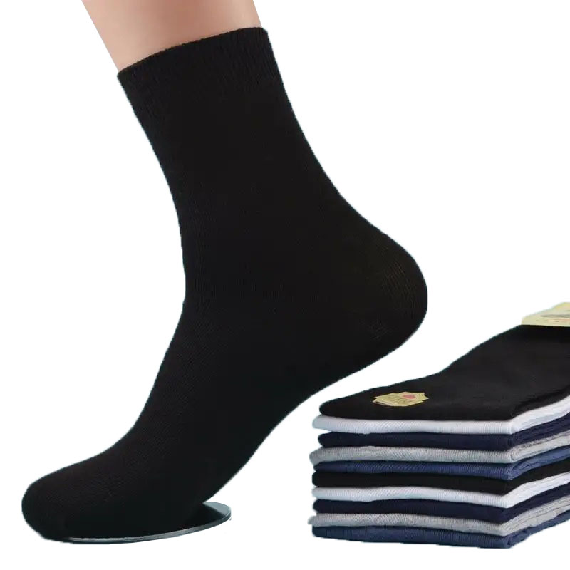 Design simple chaussettes respirantes.
