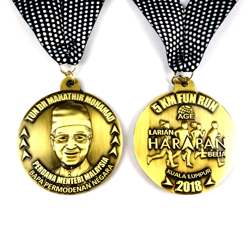 Médaille d'or 3D de haute qualité fabricant de haute qualité avec longe