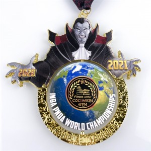 UNtique en laiton Soft Email Colored Metal Map Forced Combination Force Run Médailles