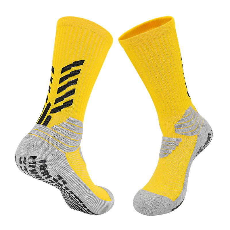 Chaussettes de poignée de sport personnalisées d'usine Anti-glissade chaussettes de football avec logo personnalisés de football athlétique
