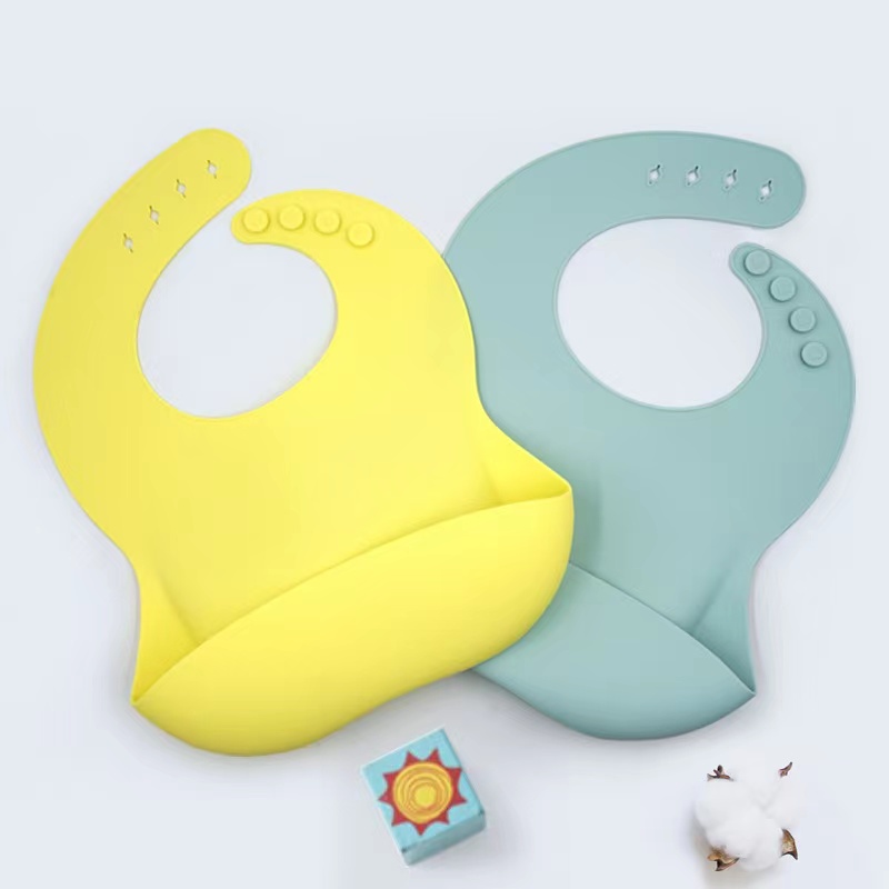 Baby Silicone Bib Baby \\ Silicone Bib Bib Pocket étanche et bib pour bébé à l'épreuve de la saleté