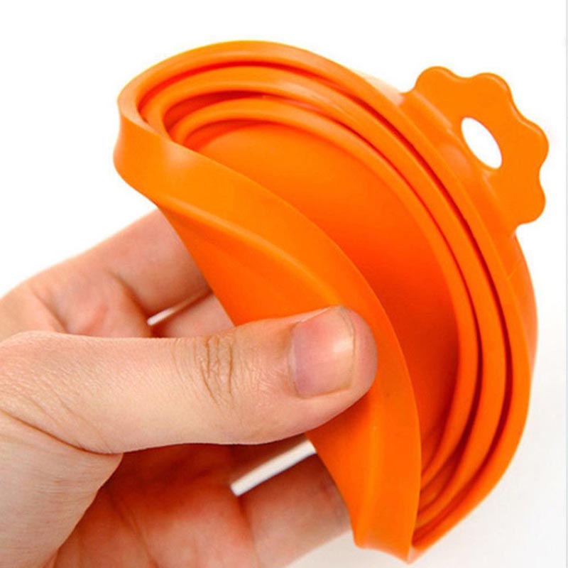 Les couvercles en silicone, lanourriture pour animaux de compagnie peuvent les couvercles, les couvercles de chiens et de chats universels en silicone, 1 s'adapte à 3 canettes de taille standard, s'adapte à la plupart