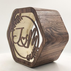 Boîte de connexion en bois