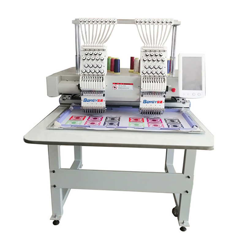 Machine de broderie de couture informatisée à double tête