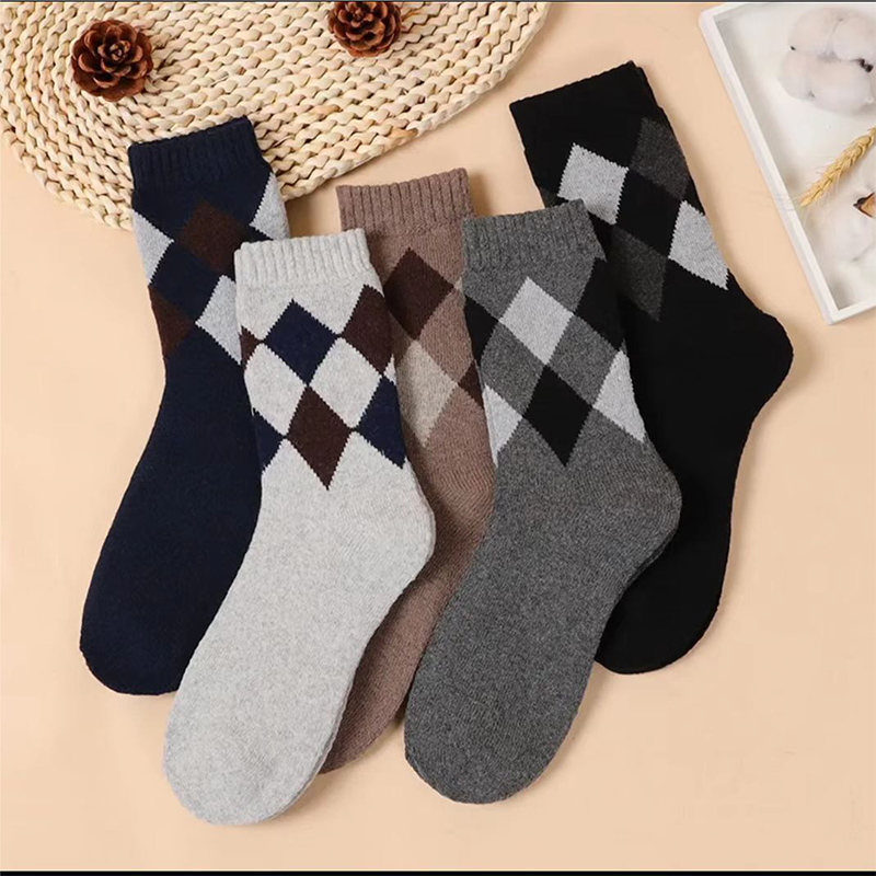 Logo personnalisé en gros épaisses confortables boucles de laine pour hommes unisexes chaussettes d'hiver