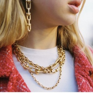 Collier à chaîne épaisse Europe femelle et les États-Unis