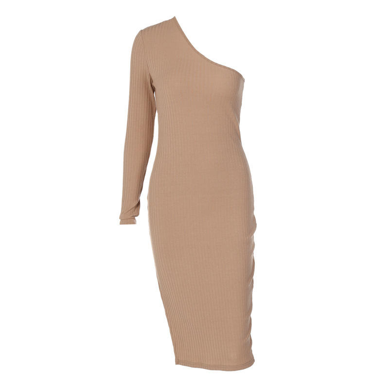 Printemps personnalisé à l'épaule long Polyester Sweater Femmes \\ S Vêtements Fashion Couleur solide Tricot Diagonal Slit Sexy Robe