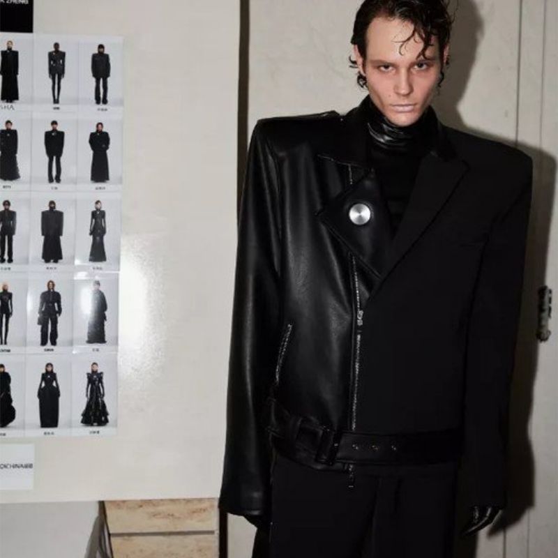 couleur/layered monochrome/black avecnoir