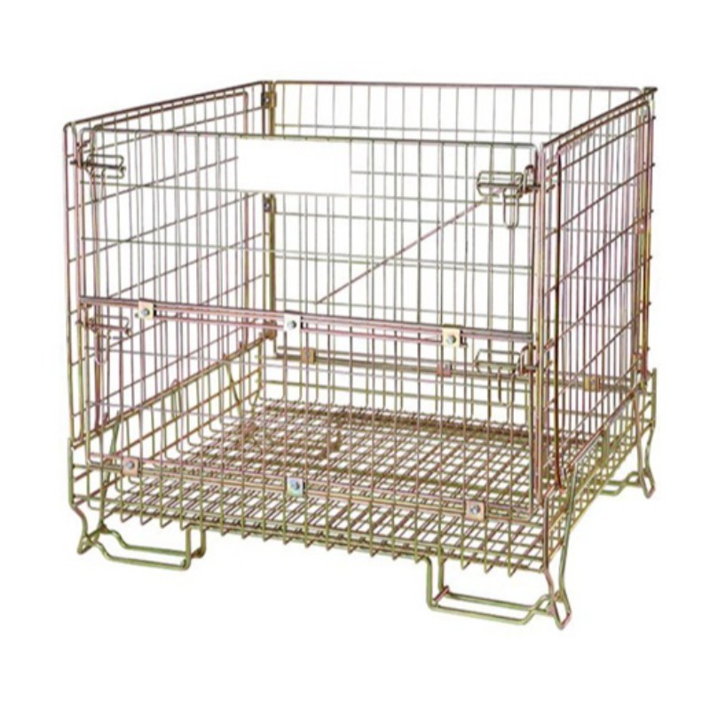 Empiler des cages de stockage métalliques