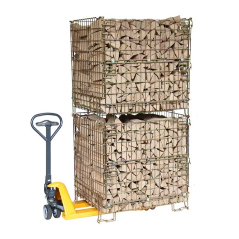 Empiler des cages de stockage métalliques