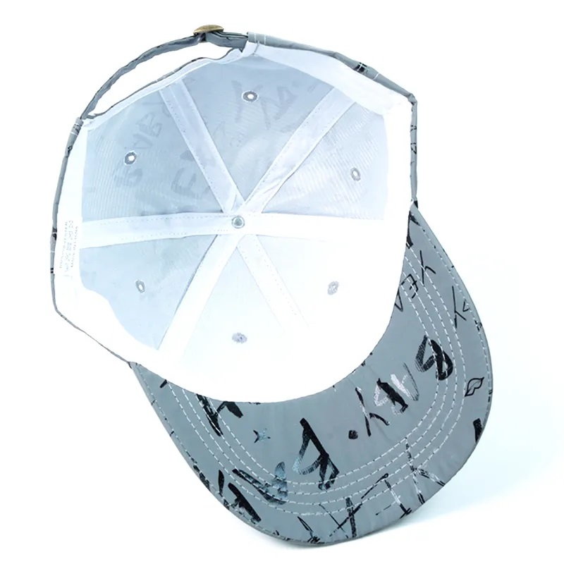 Low moq pas cher personnalisé populaire populaire chapeaux de baseballnon structurés chapeaux réfléchissants gris foncé capuchon de baseball pour l'homme