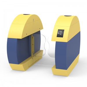 Porte de balançoire de la maternelle