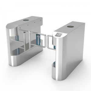 Porte de balançoire sans bordure à l\'arc