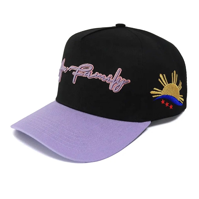 Nouvelle arrivée de contraste d'arrivée ennoir et violet Couleur personnalisée 5 broderies Logo Cap de baseball Cap de base de sports pour adultes