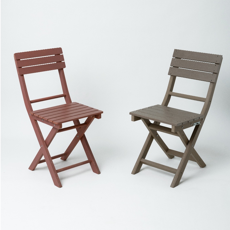 Chaise adirondack pliante extérieure de couleur différente