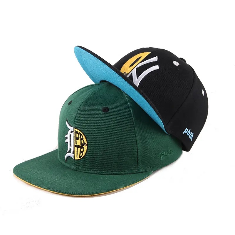 Factory Wholesale Baseball Hat Men Custom Snapback Cap 6 Panneau Panneau à bord Flat Broderie Capeur de sport ajusté