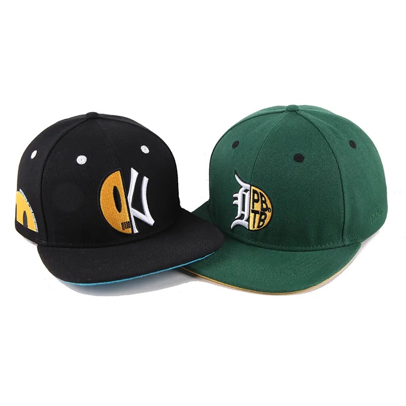 Factory Wholesale Baseball Hat Men Custom Snapback Cap 6 Panneau Panneau à bord Flat Broderie Capeur de sport ajusté