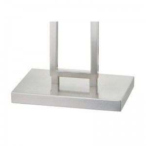 Marriott Hotel Canapa à côté de lampadaire avec finitionnickel brossée à la salle d\'hôtes