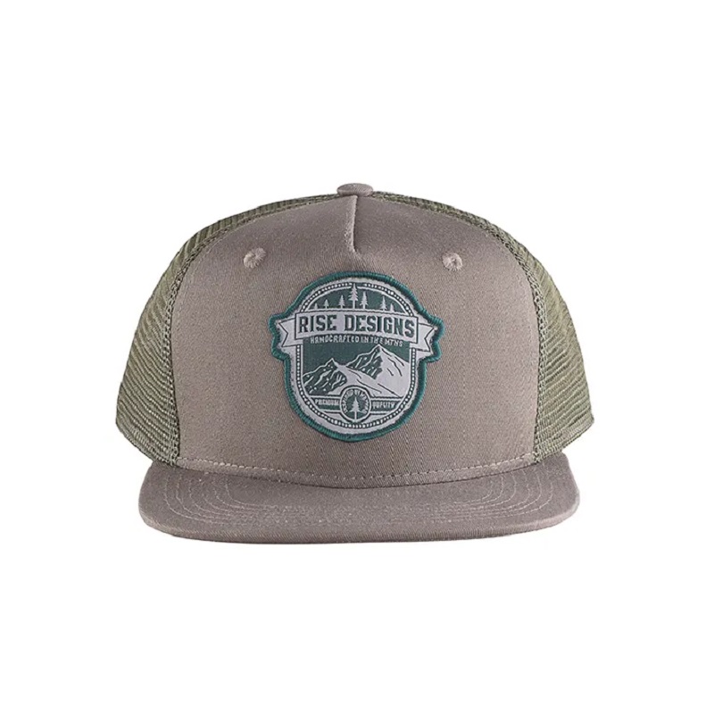 Fashion populaire à bord plat chapeau chapeau gris Patch 5 Panneau en plastique Snapback Capier-camionneur et chapeau