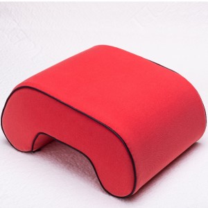 Oreiller de voyage pour l\'oreiller de bureau d\'avion pour la sieste dans les vols de travail