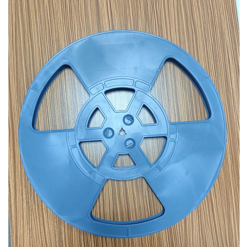 Reel intégré avec un diamètre extérieur de 178 mm et un diamètre intérieur de 80 mm