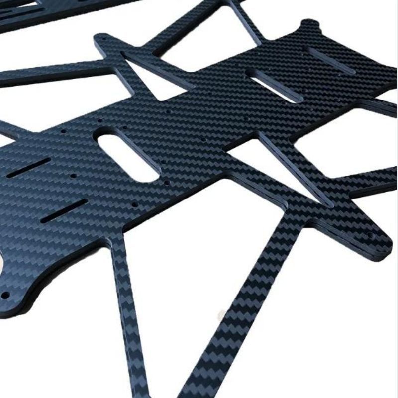 Pièces de rechange UAV Custom UAV Fibre de carbone Traitement personnalisé Pièces d'usinage CNC pour le drone UAV OEM