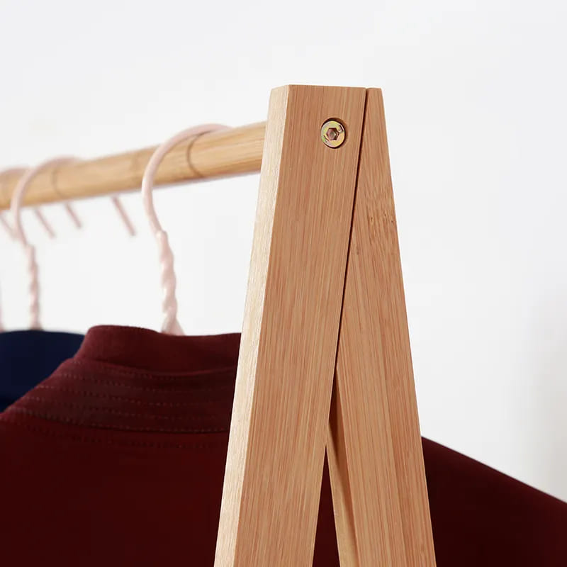 Nouveau design Bamboo étagère meubles de chevet de meubles de linge de linge de séchage avec panier de rangement