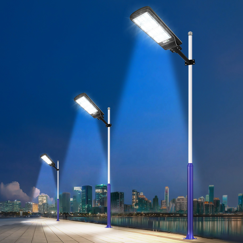 Lampe de rue solaire à induction automatique intégrée