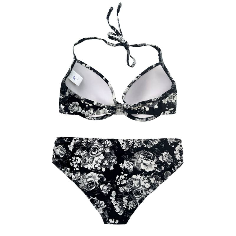 Sangle licou floral impriménoir et blanc en maillot de bain en deux pièces à taille haute