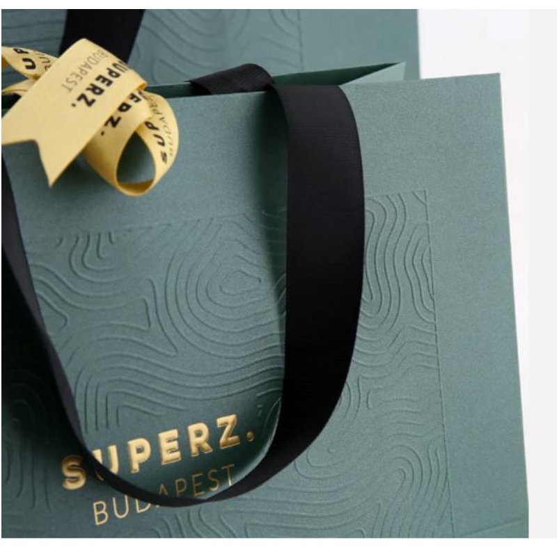Sacs en papier imprimés de magasin de chaussures personnalisés avec votre propre logo en carton à acheter des sacs cadeaux pour les petites entreprises