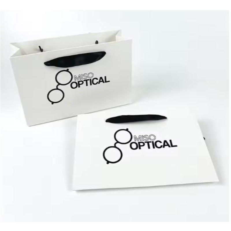 Sacs en papier imprimés en carton Luxury White Kraft Paper Sac avec poignée de ruban pour sac à provisions avec votre propre logo