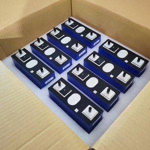 Batterie LFP SVOLT 106AH 3.2V 100AH ​​LIFEPO4 PRISMATIC BATTERIE GALLE RECHARGable Lithium Iron Phosphate Batter