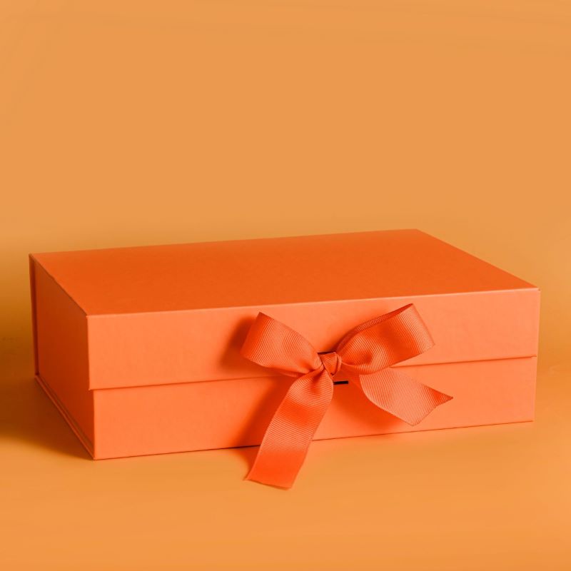Boîte cadeau de luxe du ruban satiné