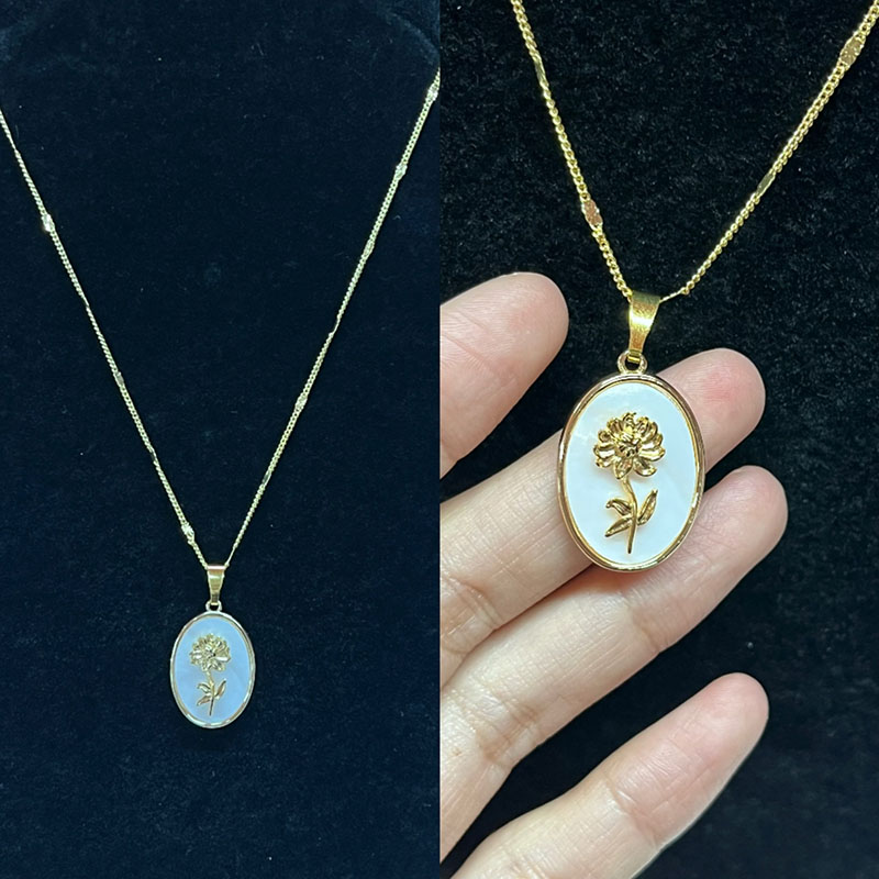Or-Collier pendentif floral plaqué avec mère-de-Incrustation de perles pour l'élégance intemporelle et le luxe de tous les jours