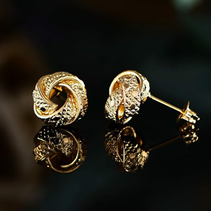 Boucles d'oreilles ànouée entrelacées de luxe 18 km de luxe - Classic & Design texturé élégant pour une sophistication intemporelle