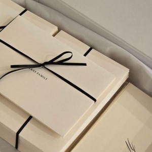 Tote de triangle minimaliste de luxe