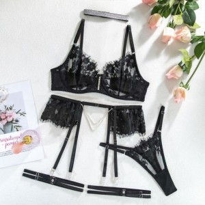 Nouvelle dentelle de style - Ensemble de sous-vêtements coupés avec diamant - Collier de cou clouté. Il\\C\'est un cinq - croix - border lingerie sexy, vêtements passionnés avec européen - American Ins Style My96628 Prix:$119.99