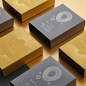 Feuille de luxe-Boîte-cadeau Kraft estampillée