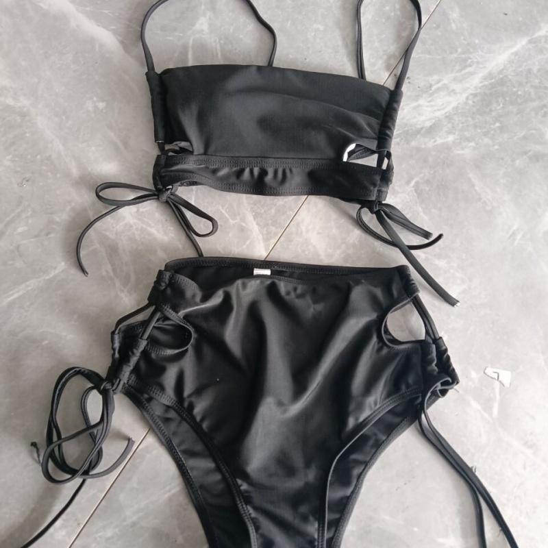 2025 Nouveau commerce extérieur de style européen et américain deux-morceau haut de gamme-Bikini triangle à taille. Avec des sangles de cravate et des leçage, il est sexy et à la mode des maillots de bain Sy2427 Prix:$79,99