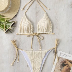 2025 Solide européen et américain Solide-Couleur Lacé deux-pièce sexy bikini pour femmes, trois-Swimsuit pour la pièce pour les filles chaudes 8940 Prix:$79,99