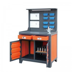 Lampe - armoire à outils de style
